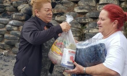 TIJUANA BRINDA DESPENSAS Y APOYOS A DAMNIFICADOS EN PEDREGAL DE SANTA JULIA