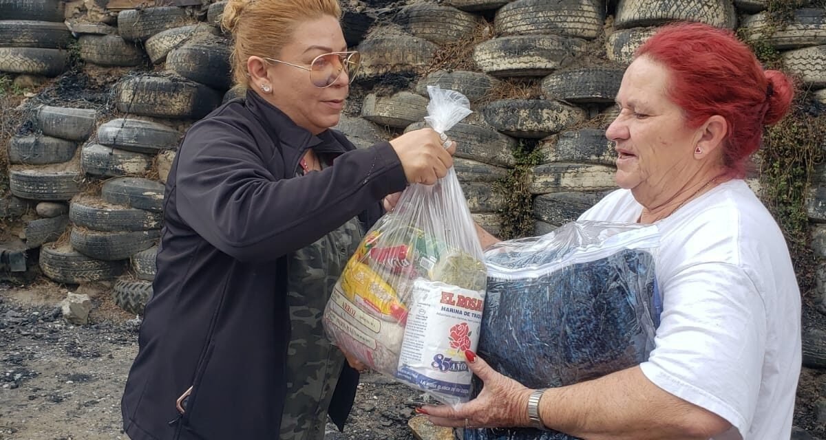 TIJUANA BRINDA DESPENSAS Y APOYOS A DAMNIFICADOS EN PEDREGAL DE SANTA JULIA