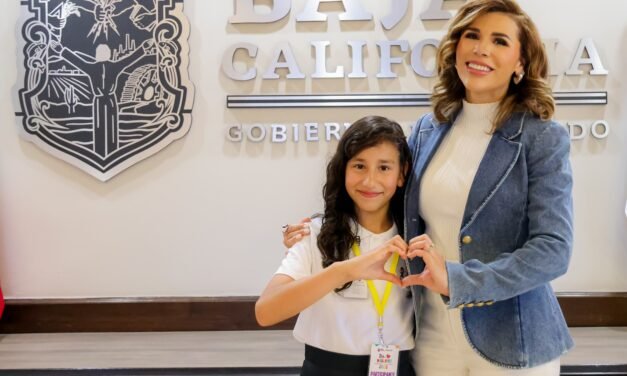 ¡GOBERNADORA POR UN DÍA! LA NIÑA PAULETTE RUEDA FLORES ASUME EL MANDO EN BAJA CALIFORNIA