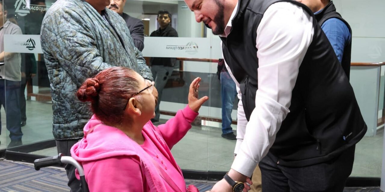 AYUNTAMIENTO DE TIJUANA OTORGA TÍTULOS DE PROPIEDAD A 80 FAMILIAS, BRINDANDO CERTEZA JURÍDICA