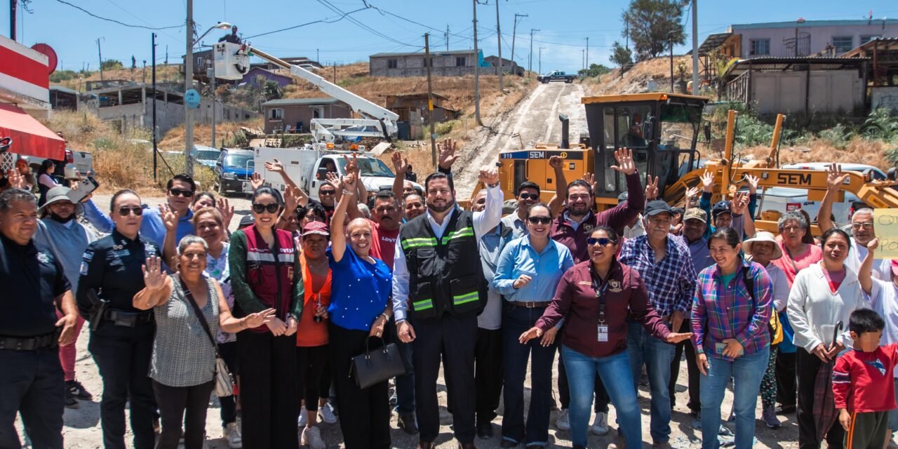 AYUNTAMIENTO DE TIJUANA LLEVA MEJORAS URBANAS A LA COLONIA LOS ALCATRACES