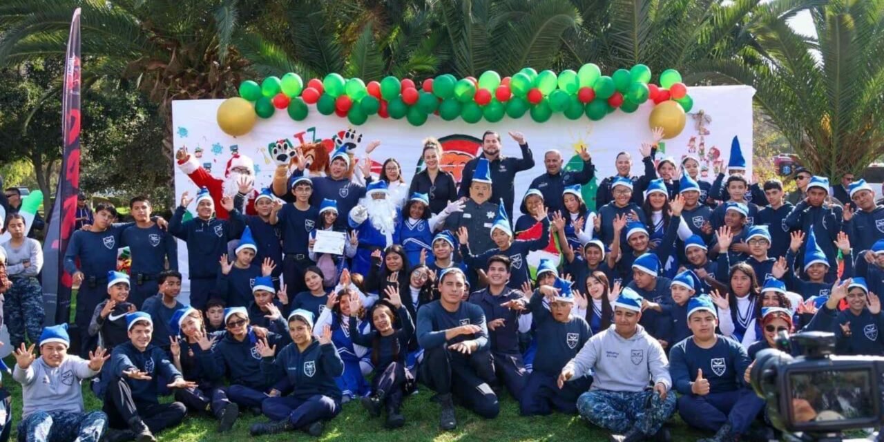 CONVIVE ISMAEL BURGUEÑO CON INTEGRANTES DE LA POLICÍA JUVENIL EN POSADA 2025